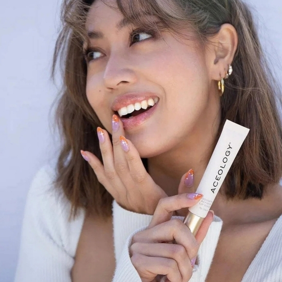 Aceology Passionfruit Refining Lip Scrub, NIB - Picture 2 of 5